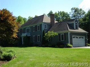 381 Village St, Northford, CT 06472