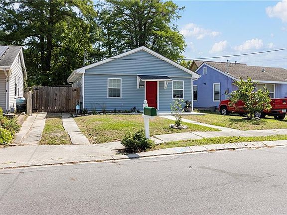 2nd image of 4819 Touro St