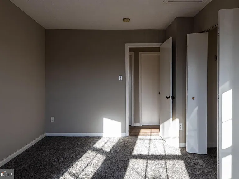 129 Brookland Ter #12 — Photo 22
