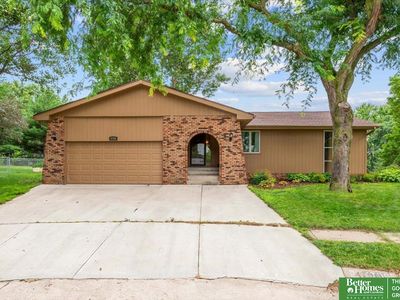 4706 N 112th Cir, Omaha, NE, 68164
