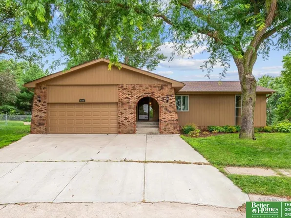 4706 N 112th Cir, Omaha, NE 68164