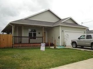 1603 5th St, Tillamook, OR 97141