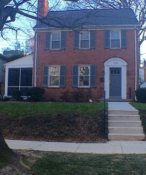 4532 Middleton Ln — Photo 1