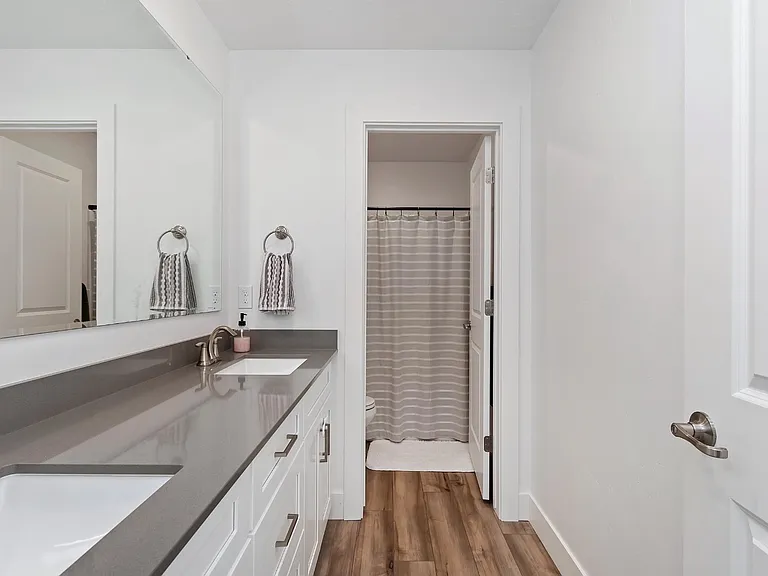 775 Knowledge St — Photo 10