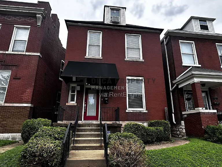 3219 Magnolia Ave — Photo 1