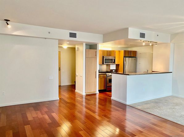 350 11th Ave UNIT 619