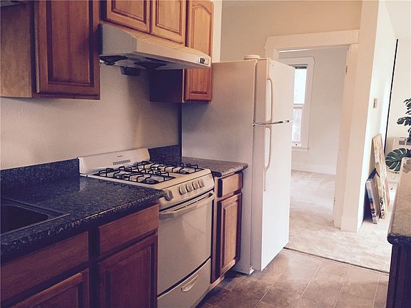 4th image of 6415 Ellis Ave S
