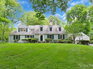 5 Point O Woods Rd S, Darien, CT 06820