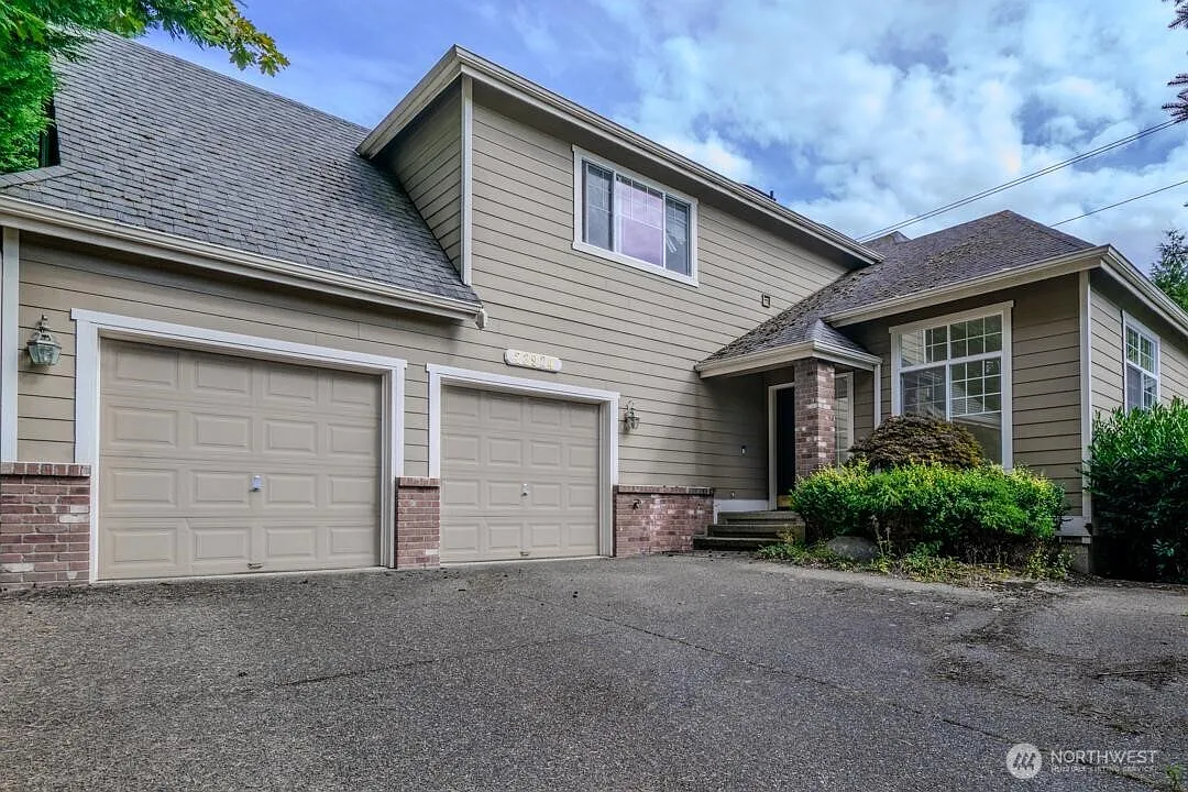 23924 SE 139th Place photo 1