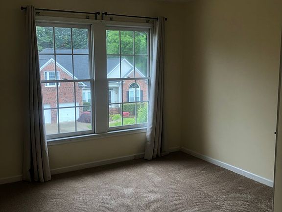 4th image of 12 Jade Tree Ct
