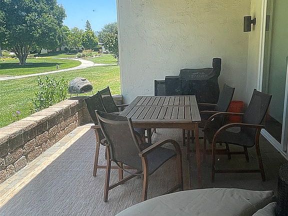 3rd image of 32579 Luiseno Cir