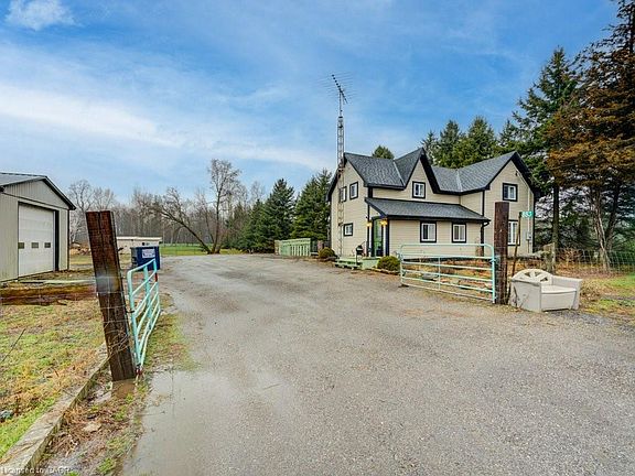 4th image of 853 Norfolk County Rd #28