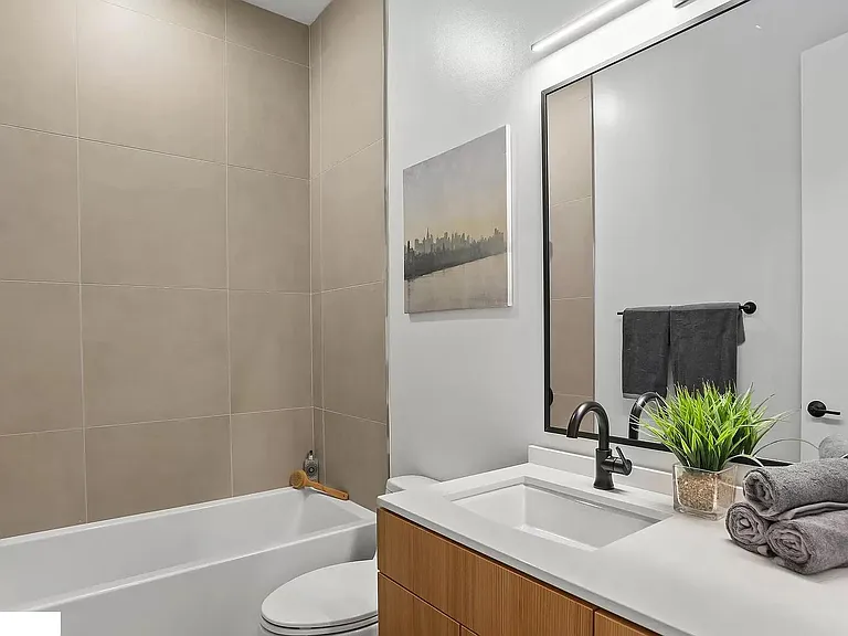 1434 Chapin St NW #4 — Photo 7