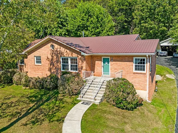 206 Crescent Ave, Gainesboro, TN 38562