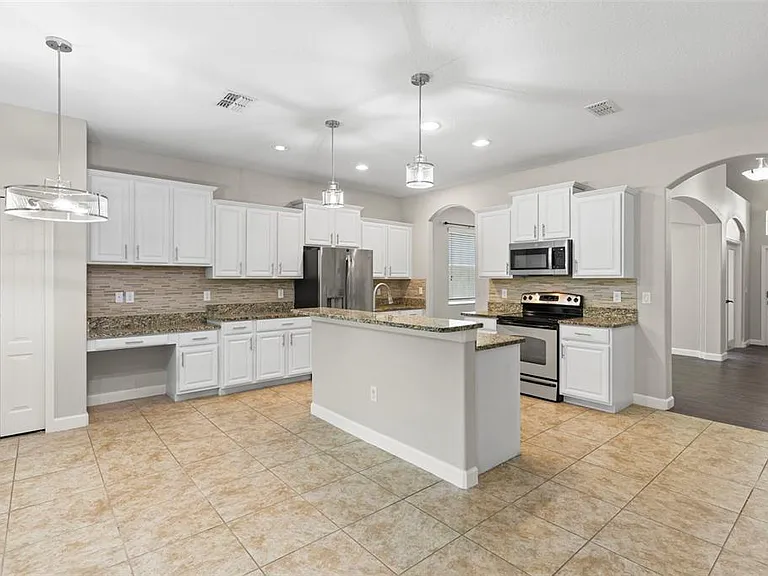 20405 Autumn Fern Ave — Photo 10