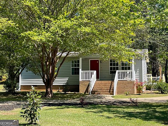 5th image of 620 S Hogan Dr