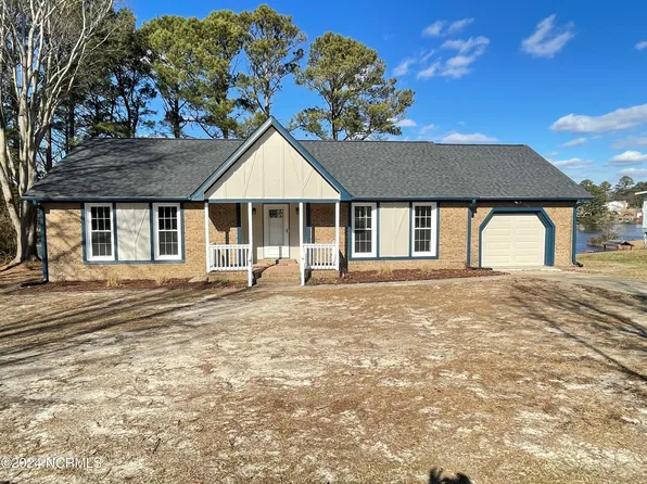 128 Lakehurst Drive, Dudley, NC 28333