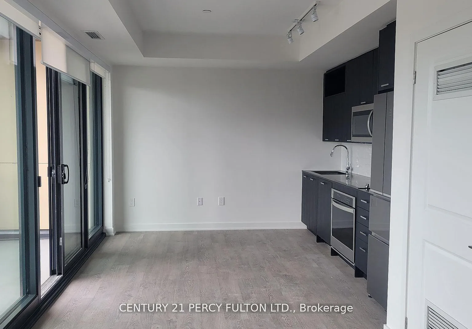 1 bed, $2,200 — Photo 1