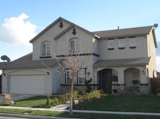 2411 Ship Rock Ave, Tulare, CA