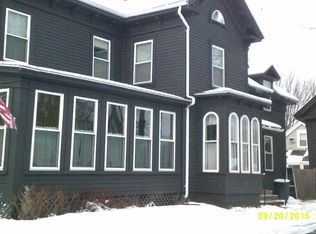 15 Green St, Amesbury, MA 01913