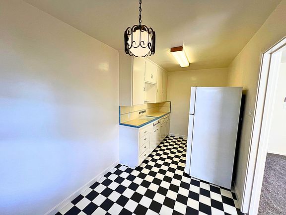 5th image of 1129 El Camino Real #11267171