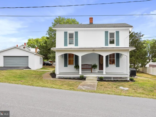 618 Capon St, Strasburg, VA 22657