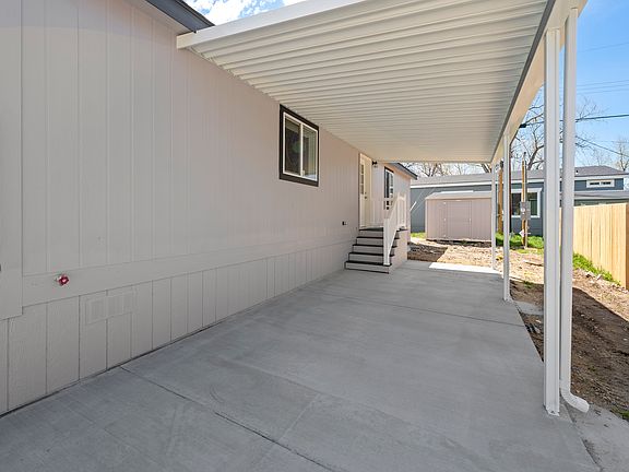 5th image of 208 E 44th St #Bhxy55
