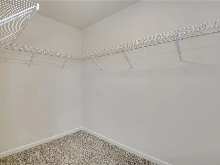 1021 Skidway Dr — Photo 25