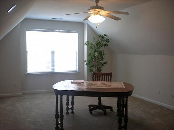 Upstairs bonus or bedroom