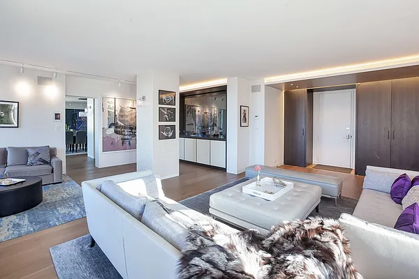 Sold by Compass | media 3