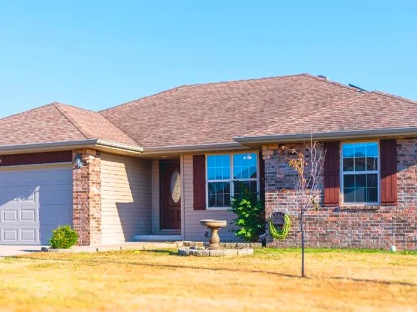 706 N Christopher Lane, Clever, MO 65631
