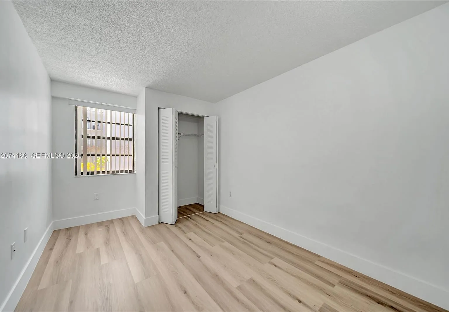 3 bed, 1036 sqft, $2,800 — Photo 1