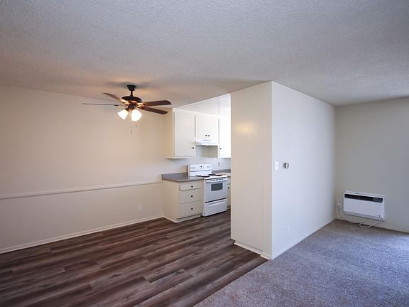 5th image of 1009 N Garfield Ave APT 11