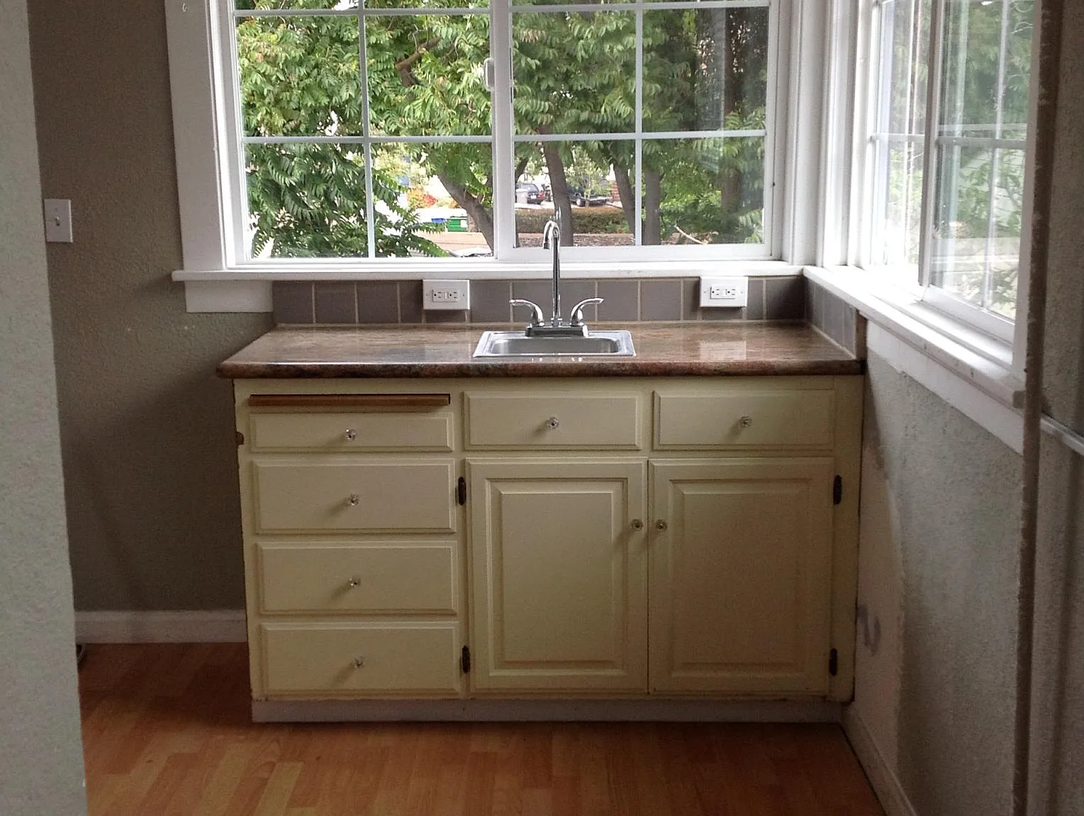 1 bed, 300 sqft, $1,745 — Photo 3