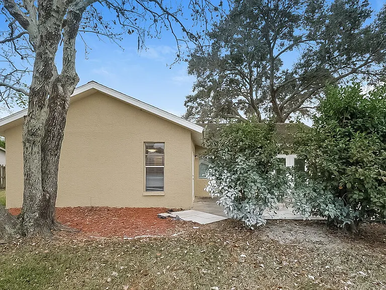 4360 Grandwood Ln — Photo 16
