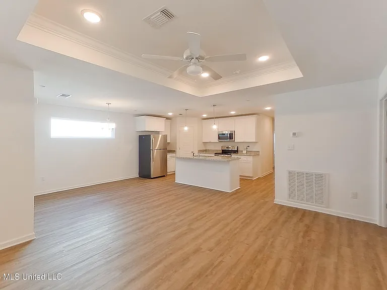11405 Camden Court Cir — Photo 12