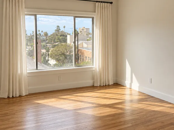 688 Poli St APT 8, Ventura, CA 93001