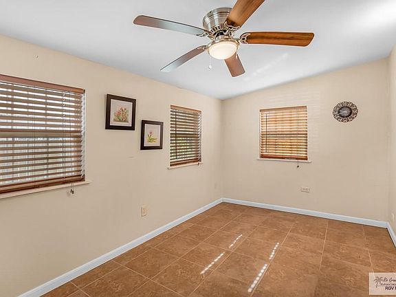 5th image of 25398 Goldenrod Ln