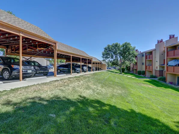 Riva Ridge Apartments