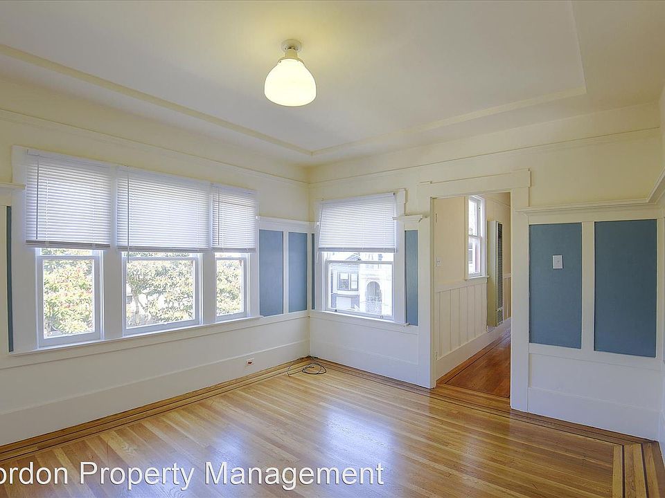 1st image of 3660A 19th St