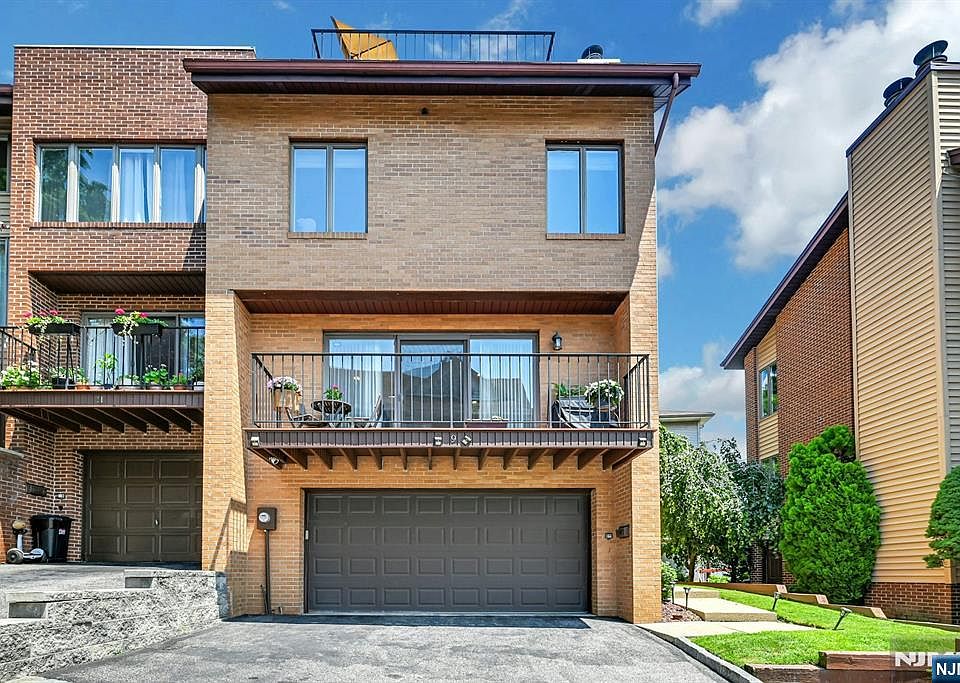1st image of 9 Yorkview Dr #A3