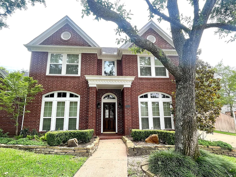23203 Fall Wind Ct