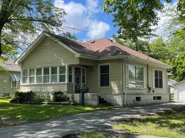 2105 E Elm St, West Frankfort, IL 62896