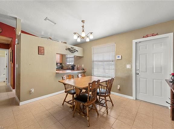 4th image of 1801 NE 17th Pl