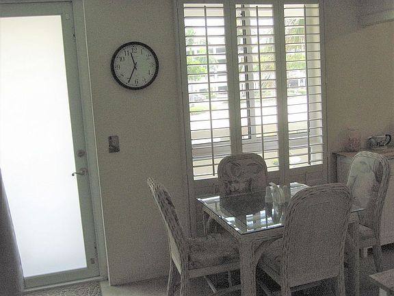 4th image of 2400 NE 9th St APT 203