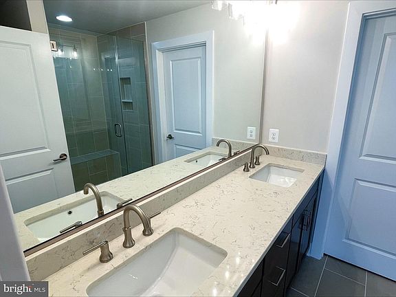 5th image of 347 Gallagher Dr