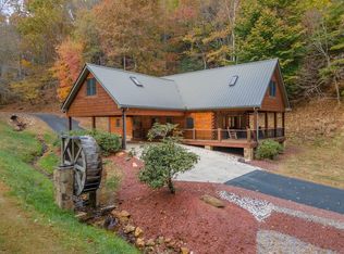 419 Sanders Rd, Franklin, NC 28734