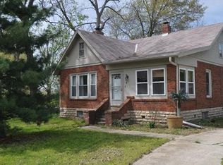 508 Hilltop St, Smithville, MO 64089