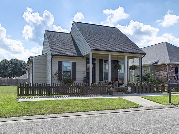2nd image of 350 Kingston Gdns