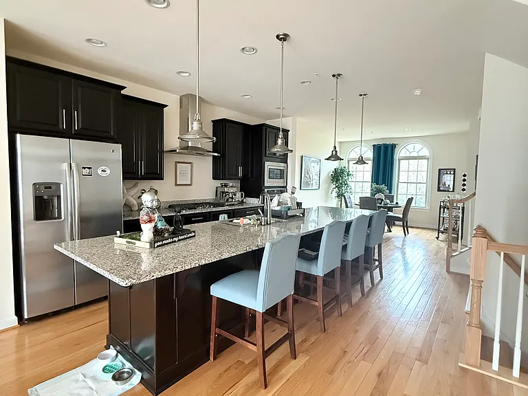 7732 Duncannon Ln — Photo 7